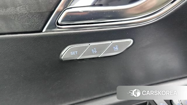 Genesis GV80 id 4500464 из Кореи 26