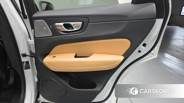 Volvo XC60 second Generation id 4302602 из Кореи 26