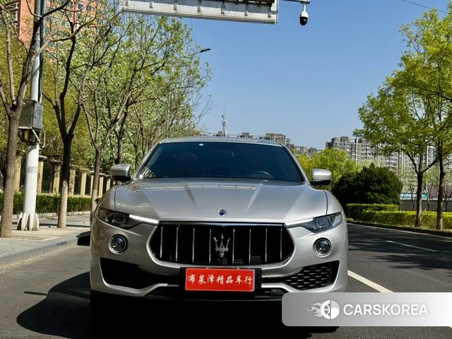 Maserati Levante id 4208318 из Китая 26