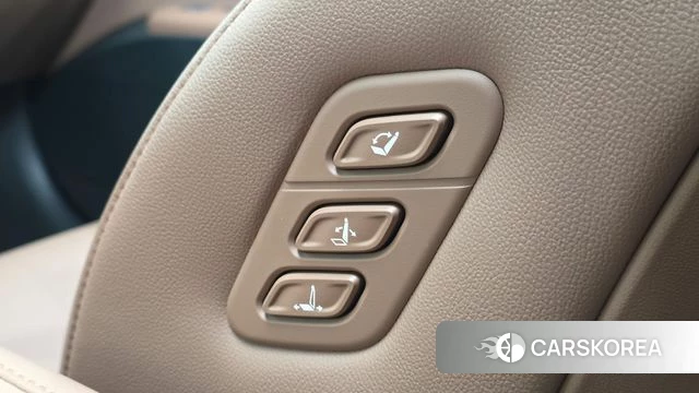 Hyundai Grandeur (GN7) id 4853952 из Кореи 26
