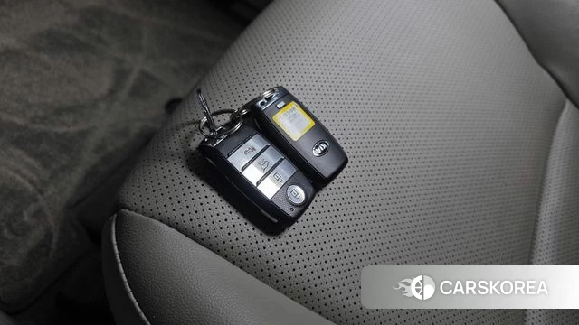 Kia The New Carnival id 4536611 из Кореи 26
