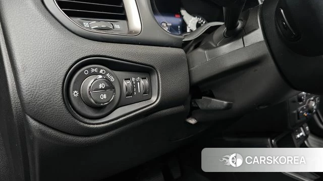 Jeep Renegade id 4725428 из Кореи 26