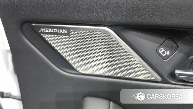 Jaguar I-PACE id 4324745 из Кореи 26