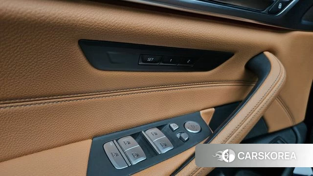 BMW 5 Series (G30) id 4423370 из Кореи 26