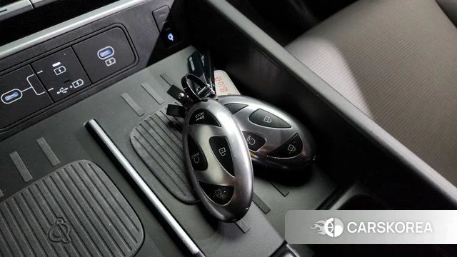 Hyundai Santa Fe (MX5) id 4186140 из Кореи 26