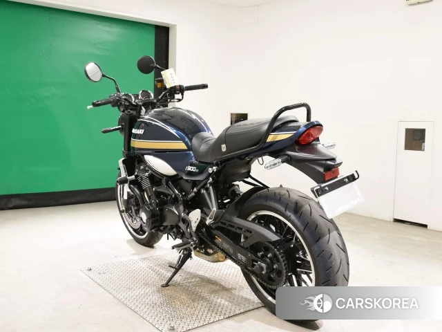 Kawasaki Z900RS id 3949258 из Японии 26