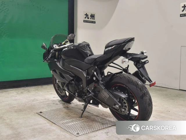 Kawasaki ZX-6R NINJA id 3947314 из Японии 26