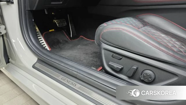 Genesis The New G70 id 4223064 из Кореи 26