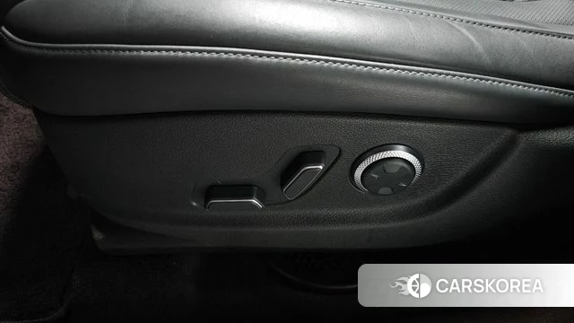 Genesis GV80 id 4202108 из Кореи 26