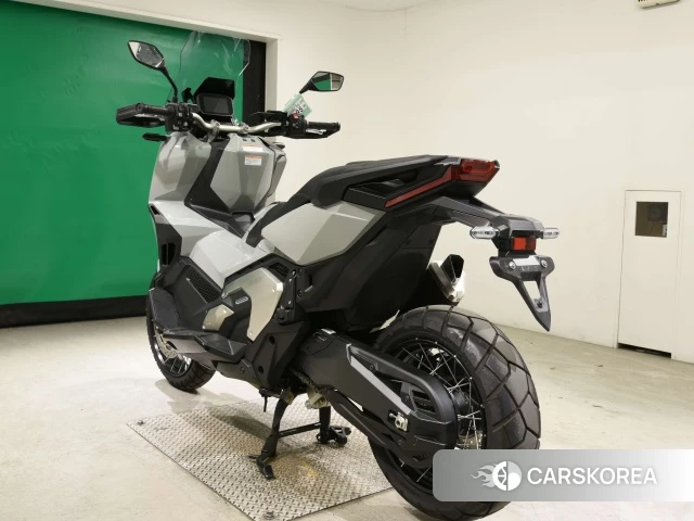 Проданный Honda X-ADV 750 id 4184606 из Японии, фото 26