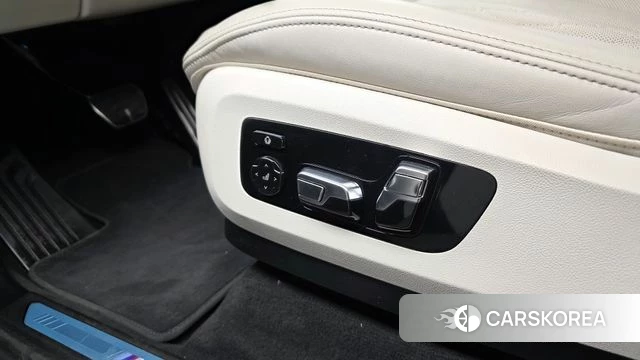 BMW X7 (G07) id 4407811 из Кореи 26