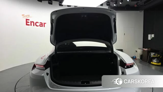 Porsche Taycan id 4529172 из Кореи 26