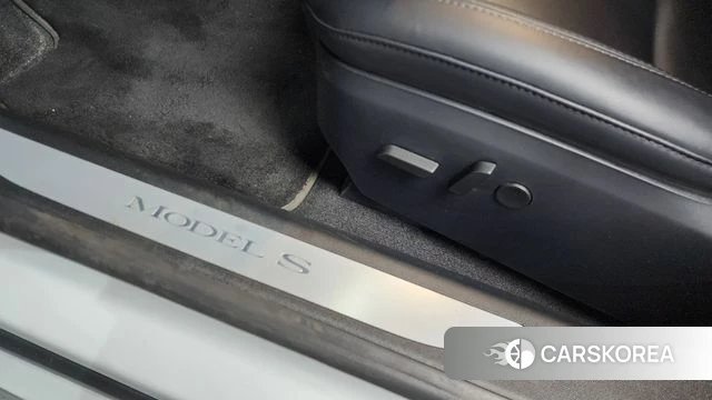 Tesla Model S id 4446294 из Кореи 26