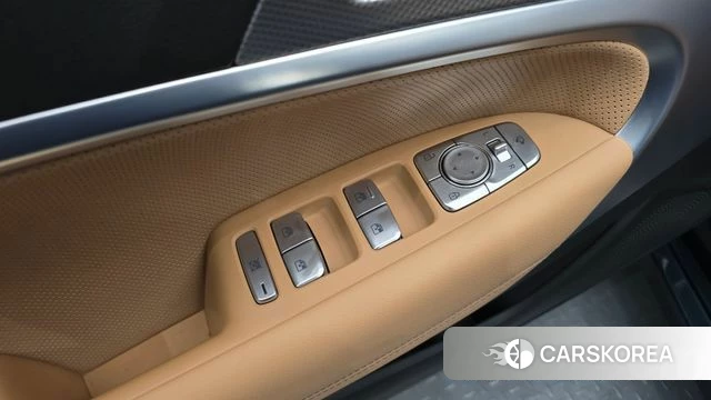 Genesis The New G70 id 4323456 из Кореи 26