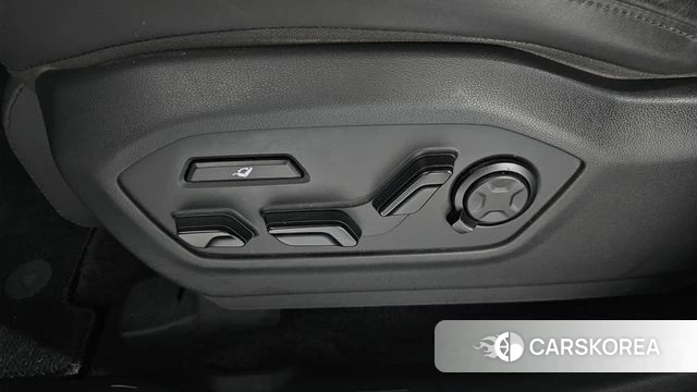 Hyundai Santa Fe (MX5) id 4408227 из Кореи 26