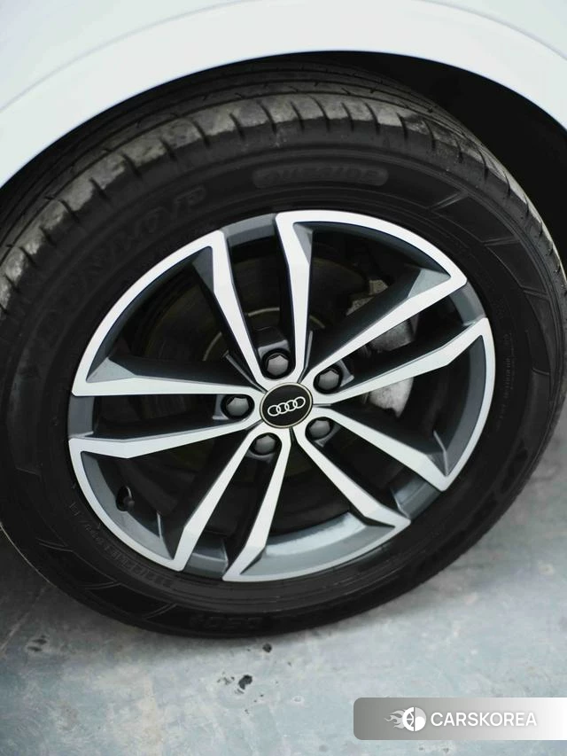 Audi Q3 id 4277315 из Китая 26