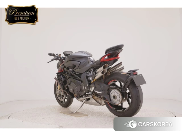 Проданный MV AGUSTA BRUTALE 1000RR id 4199874 из Японии, фото 26