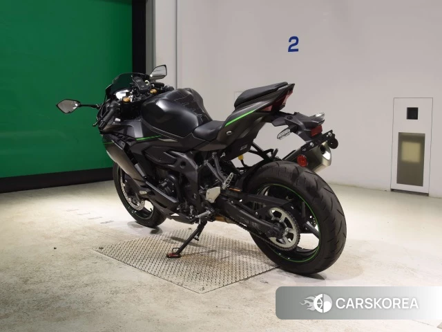 Проданный Kawasaki ZX-4R SE id 4199727 из Японии, фото 9