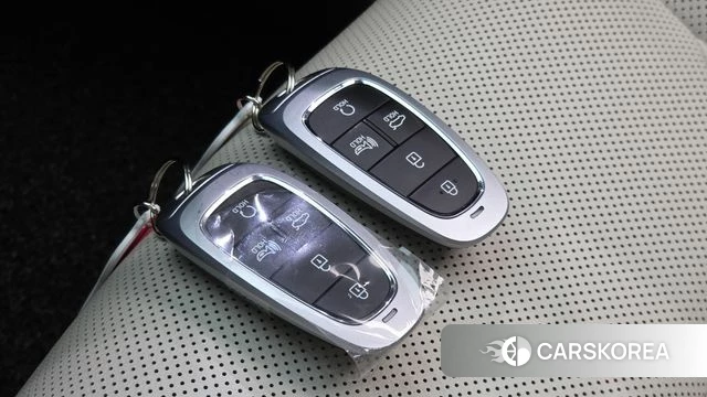 Hyundai The New Grandeur IG Hybrid id 4489268 из Кореи 26