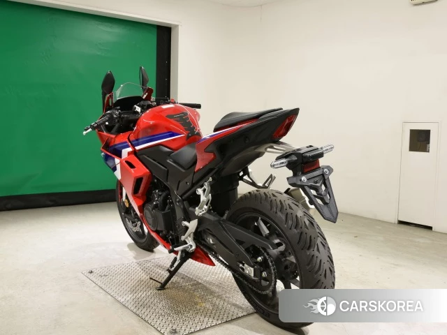 Проданный Honda CBR400R id 4184721 из Японии, фото 26