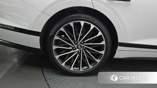 Hyundai Grandeur (GN7) id 4613257 из Кореи 26