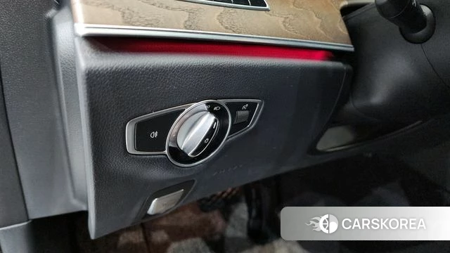 Mercedes-Benz E-Class W213 id 4325556 из Кореи 26