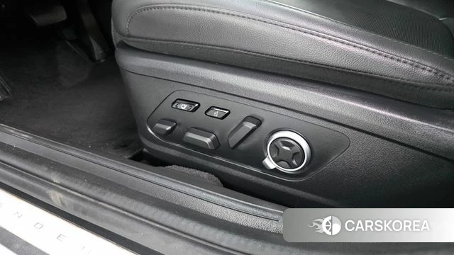 Hyundai Grandeur Hybrid (GN7) id 4928908 из Кореи 26