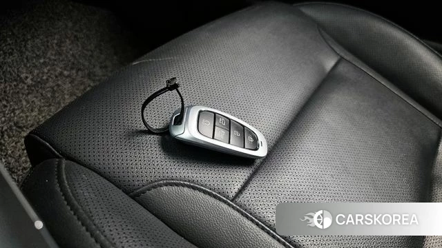 Hyundai The New Grandeur IG id 4401440 из Кореи 26
