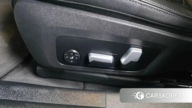 BMW i4 id 4541253 из Кореи 26