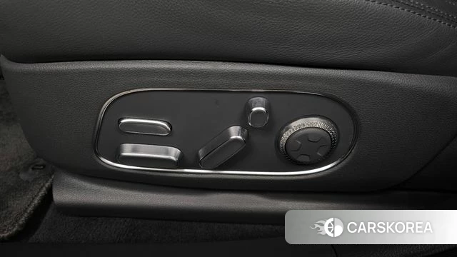 Genesis G90 (RS4) id 4443954 из Кореи 26
