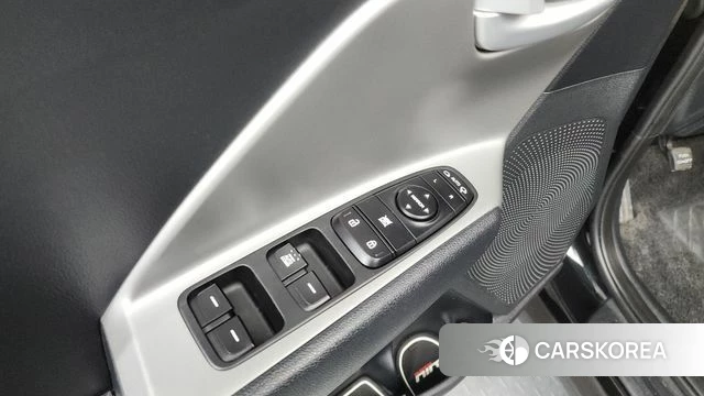 Kia Niro id 4295015 из Кореи 26