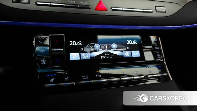 Hyundai The New Grandeur IG id 4613861 из Кореи 26