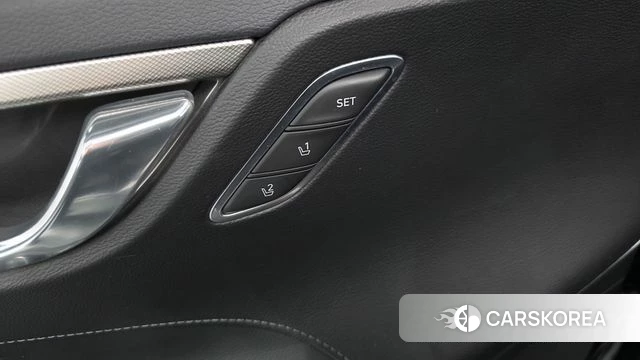 Hyundai The New Grandeur IG id 4195446 из Кореи 26