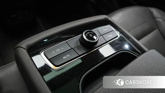 Kia Come New K7 id 4508521 из Кореи 26