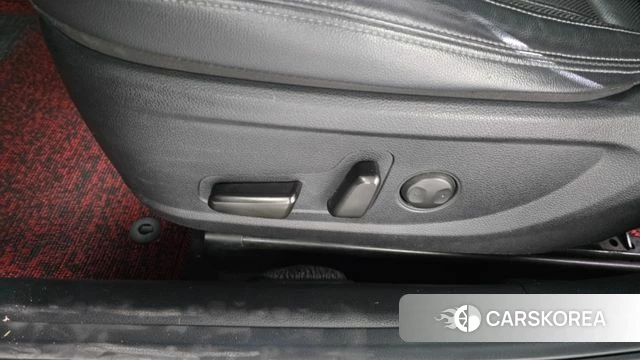 Hyundai The New Grandeur IG id 4410445 из Кореи 26