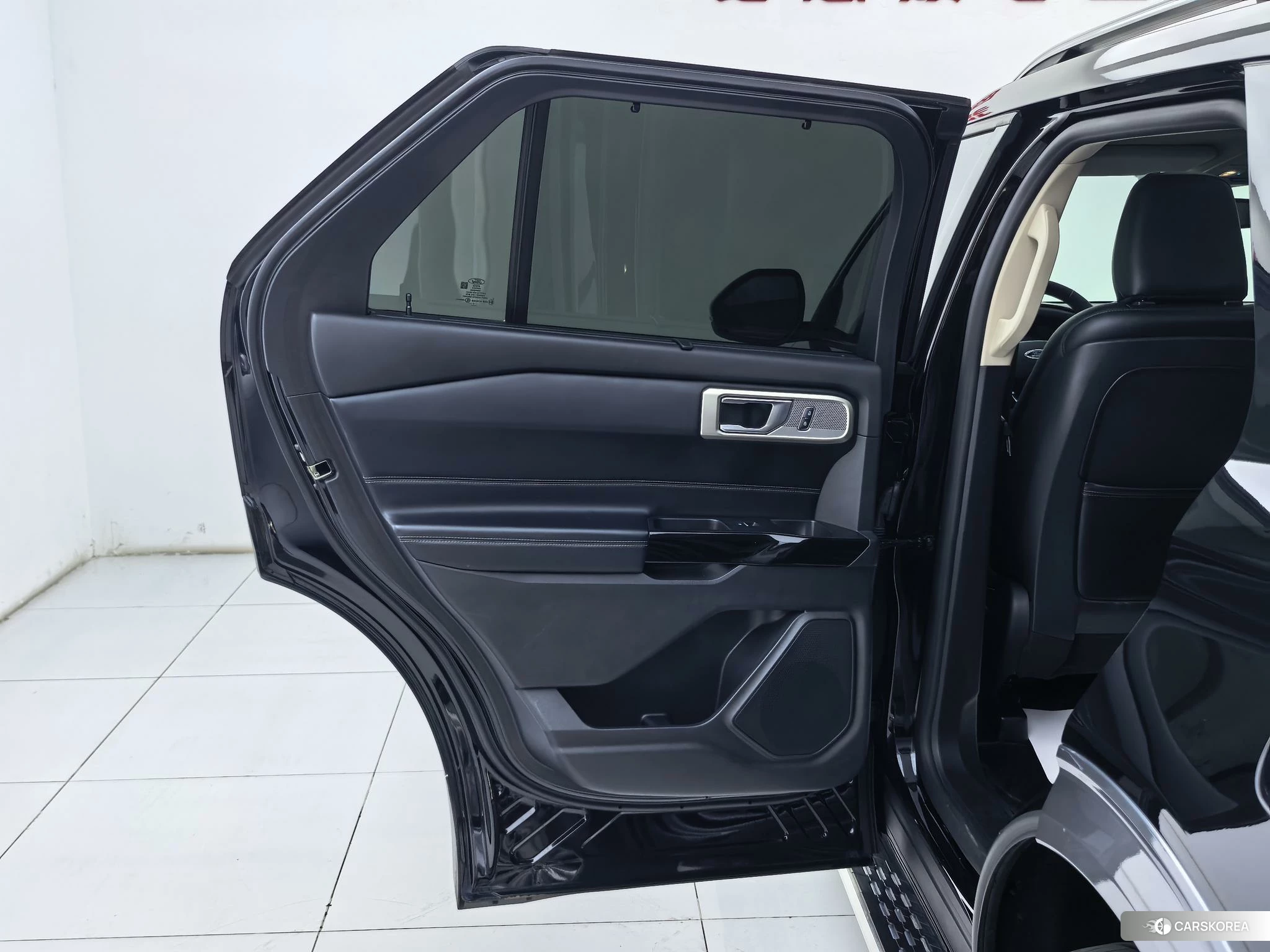 Ford Explorer id 4426699 из Китая 26