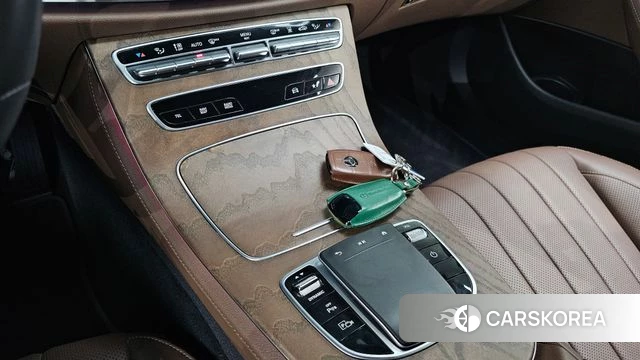 Mercedes-Benz E-Class W213 id 4202045 из Кореи 26