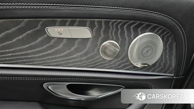 Mercedes-Benz E-Class W213 id 4249816 из Кореи 26
