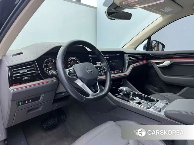 Volkswagen Touareg id 4213114 из Китая 26