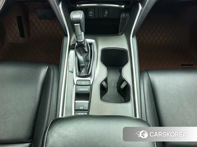 Honda Accord id 4263615 из Китая 26