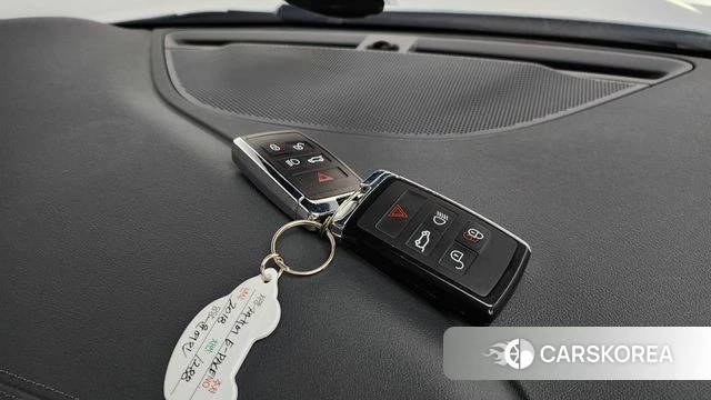 Jaguar E-PACE id 4865563 из Кореи 26