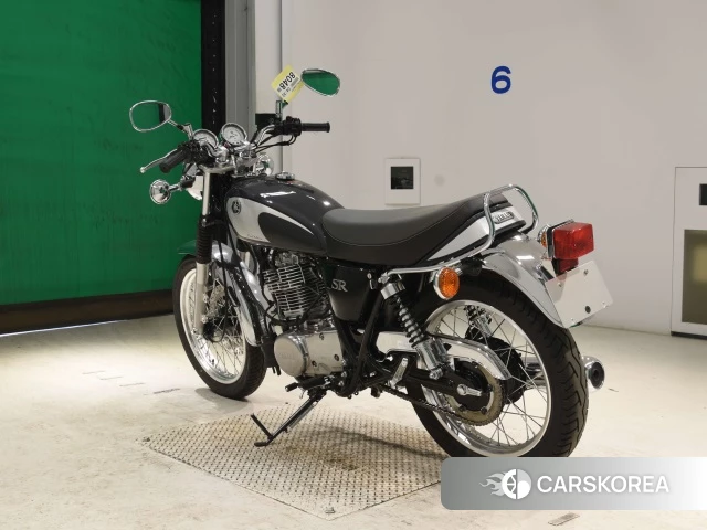 Yamaha SR400 id 4182798 из Японии 26