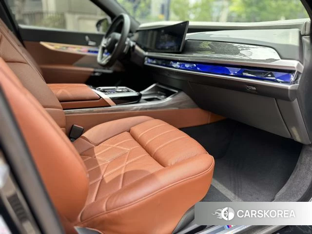 BMW 7 series id 4271780 из Китая 26