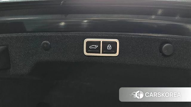 Hyundai Grandeur (GN7) id 4201465 из Кореи 26