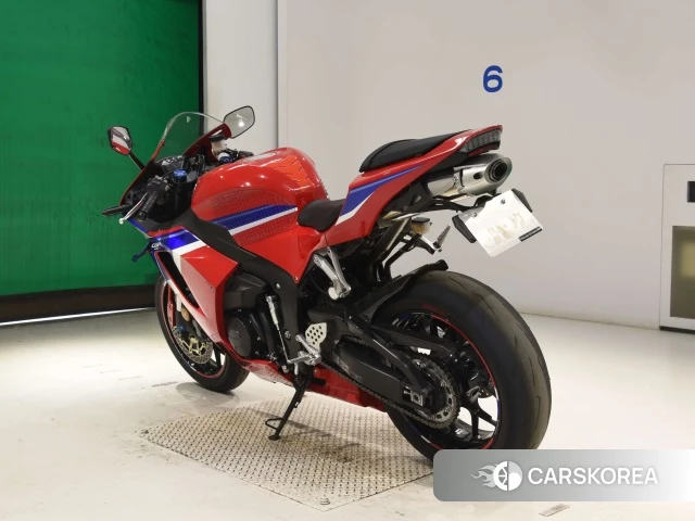 Honda CBR600RR id 4184247 из Японии 26