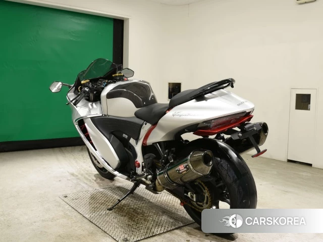 Suzuki GSX1300R HAYABUSA id 3947465 из Японии 26