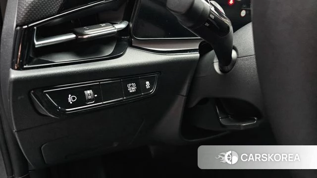 Kia Di Ol Nu Niro id 4936066 из Кореи 26