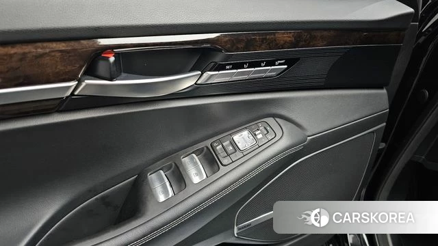 Genesis G90 id 4268934 из Кореи 26