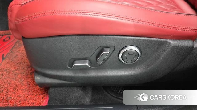Genesis GV70 id 4792671 из Кореи 26