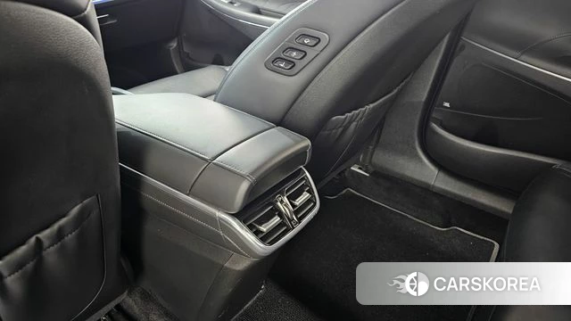 Hyundai The New Grandeur IG Hybrid id 4429560 из Кореи 26